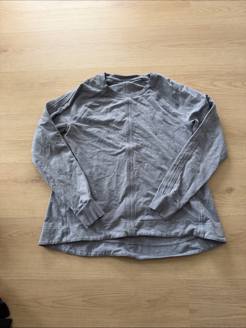 Athleta Heather Gray Long Sleeve Crew Pullover